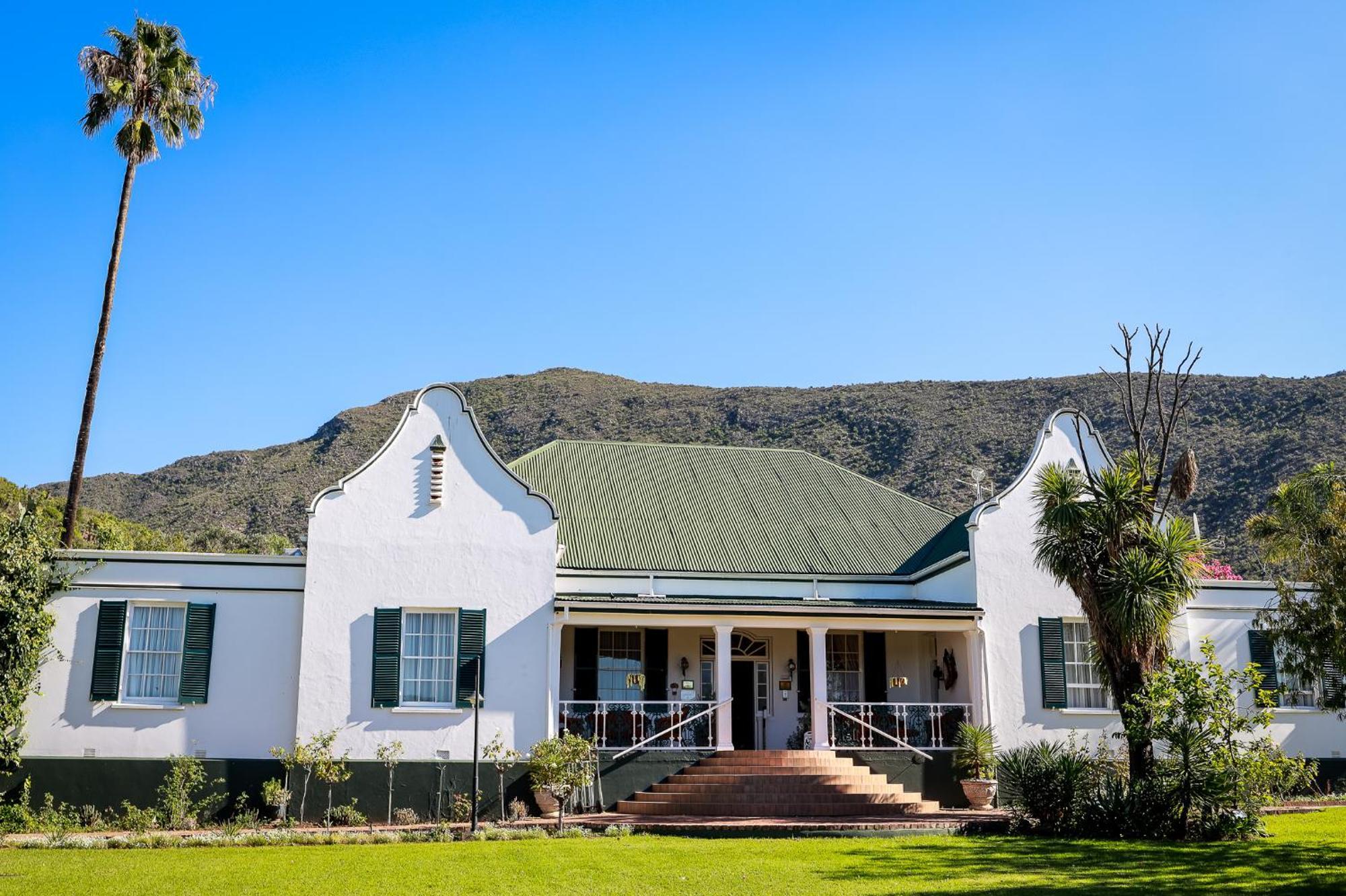 Altes Landhaus Country Lodge Oudtshoorn Exterior photo